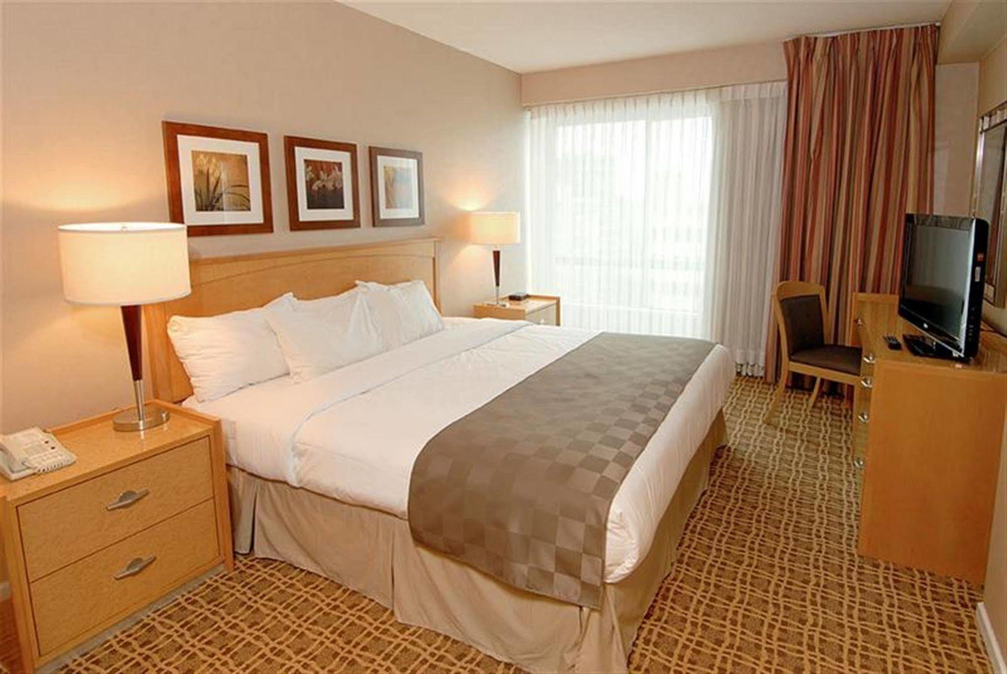 Landis Hotel & Suites Vancouver Exterior foto